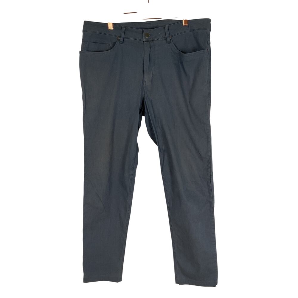 Lululemon Men's ABC 5 Pocket Slim‎ Pants in Steel Blue Size 34 M5669S